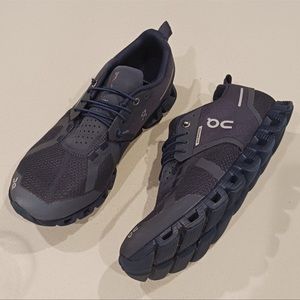 On Cloud 5 Waterproof Shoe